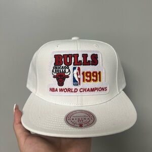 Mitchell & Ness Chigaco Bulls 91’ Championship Hat⛹️